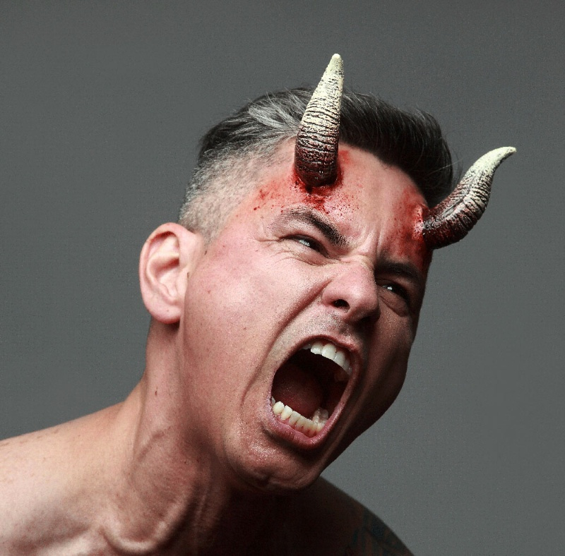 Application Demoniak Horns LÁtex