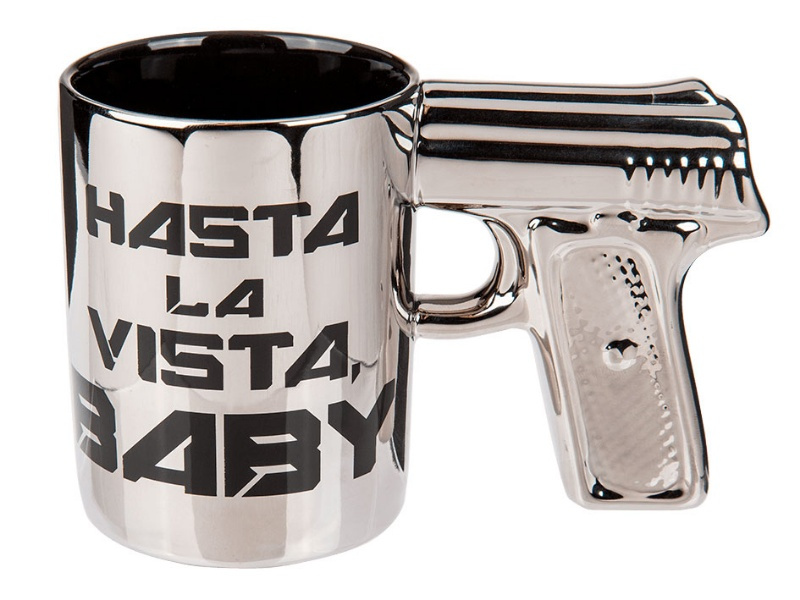 Taza con mango pistola