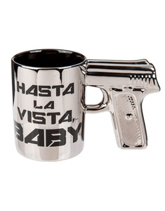 Taza con mango pistola