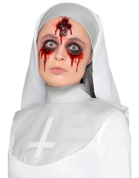 Maquillaje FXs de Herida Cruz Invertida
