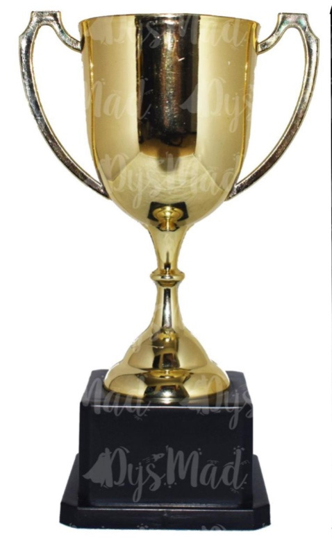 Trofeo dorado con asas