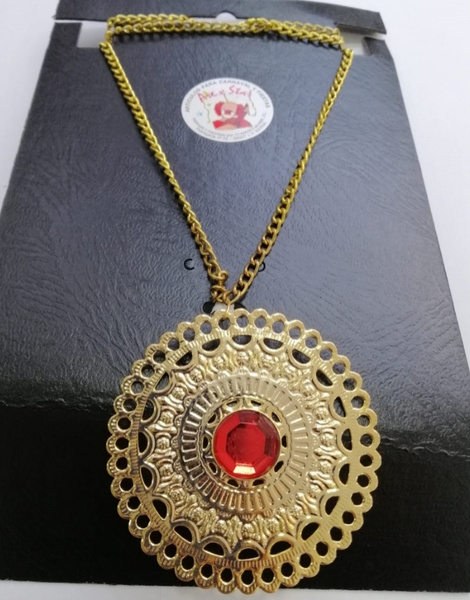 Colgante Calado Con Piedra Y Cadena Dora