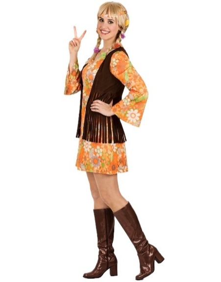 Mulher de traje hippie